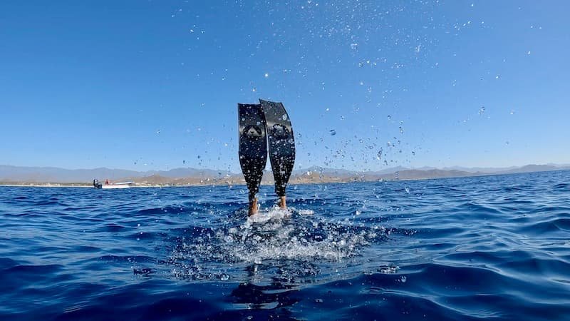 freediving_with_alchemy_fins